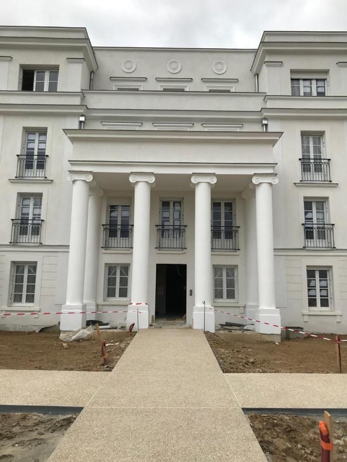 3 Room Flat In Parklane - 1,5Km Disney Serris Exterior photo