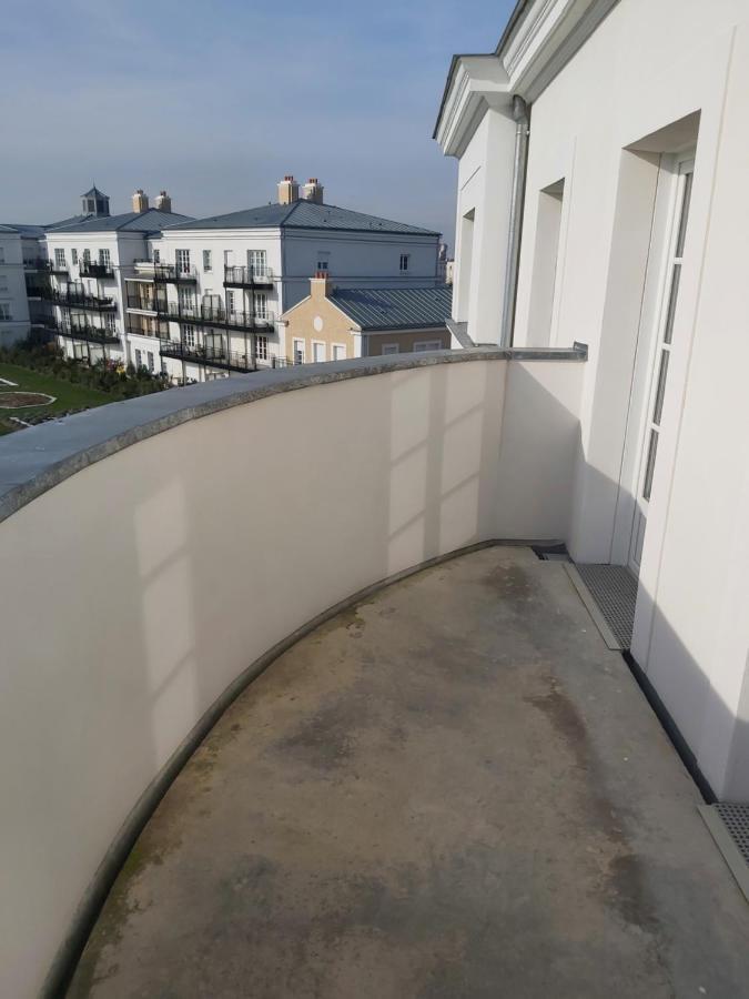 3 Room Flat In Parklane - 1,5Km Disney Serris Exterior photo